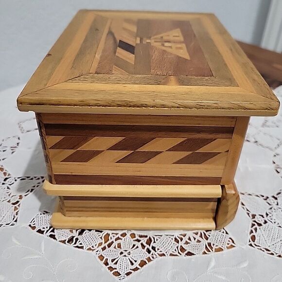 SOLD - Picture 8 of 12